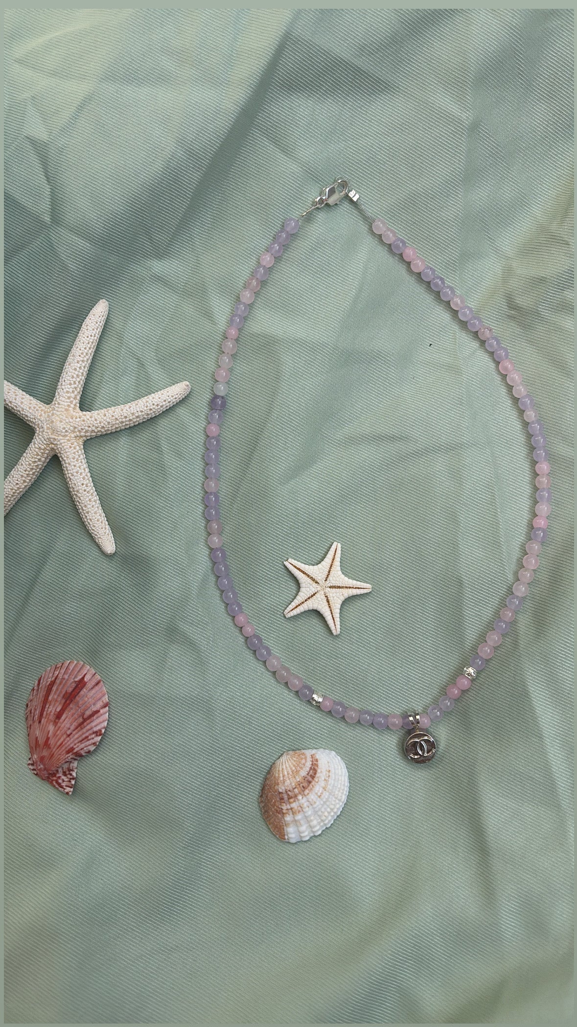COLLIER BOUTON UPCYCLE - The barbie girl