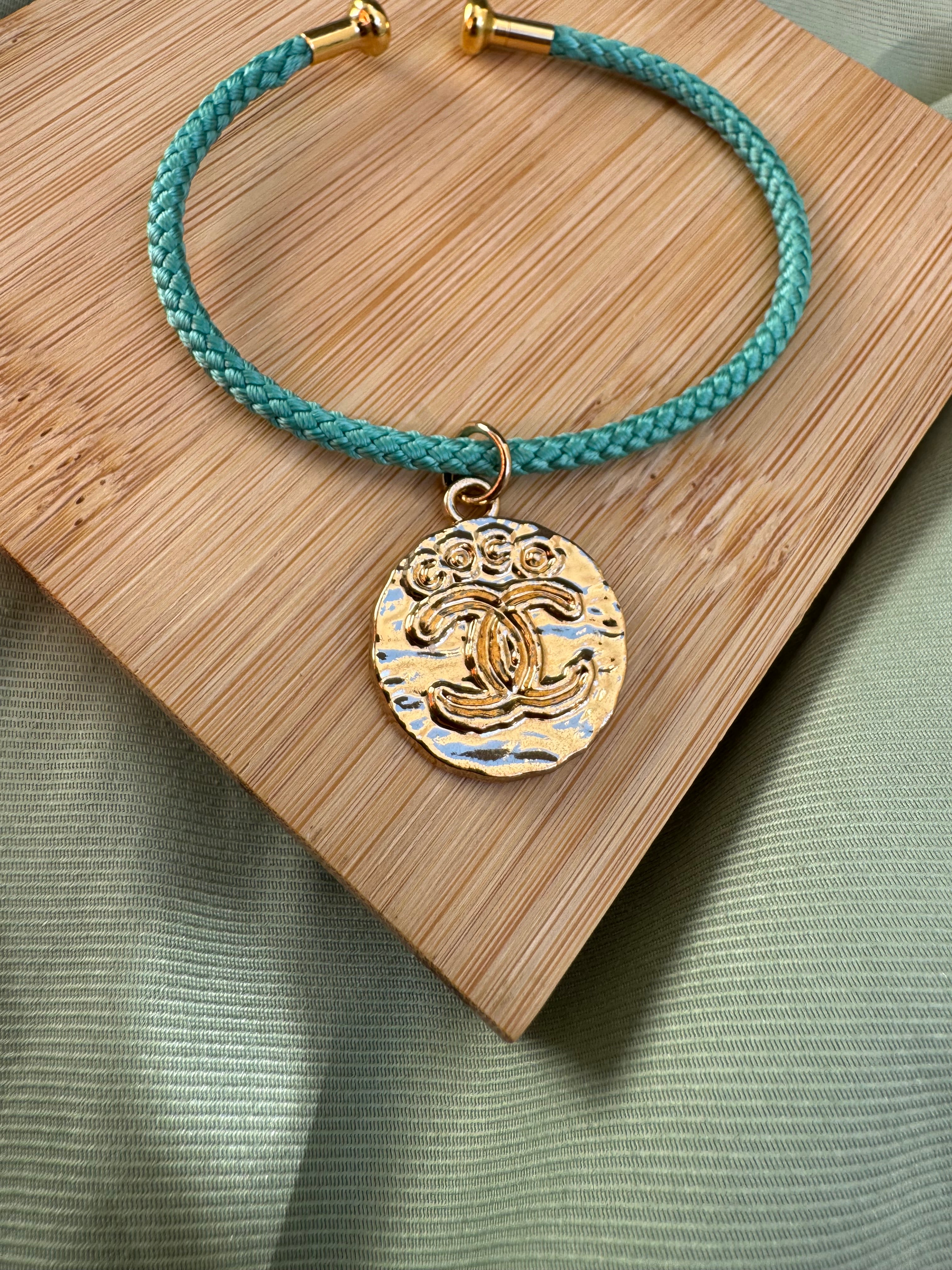 BRACELET BOUTON UPCYCLE - ciel